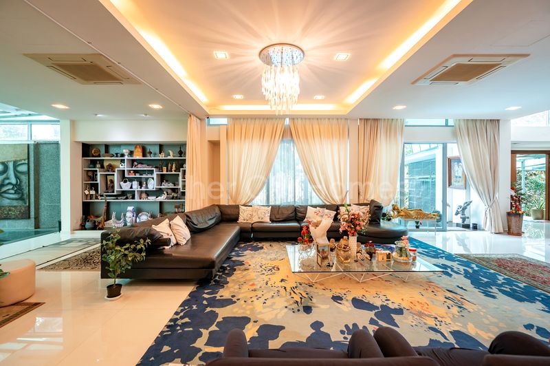 7 Bed Bungalow (Landed) for Sale in  Grange Road - Image 13